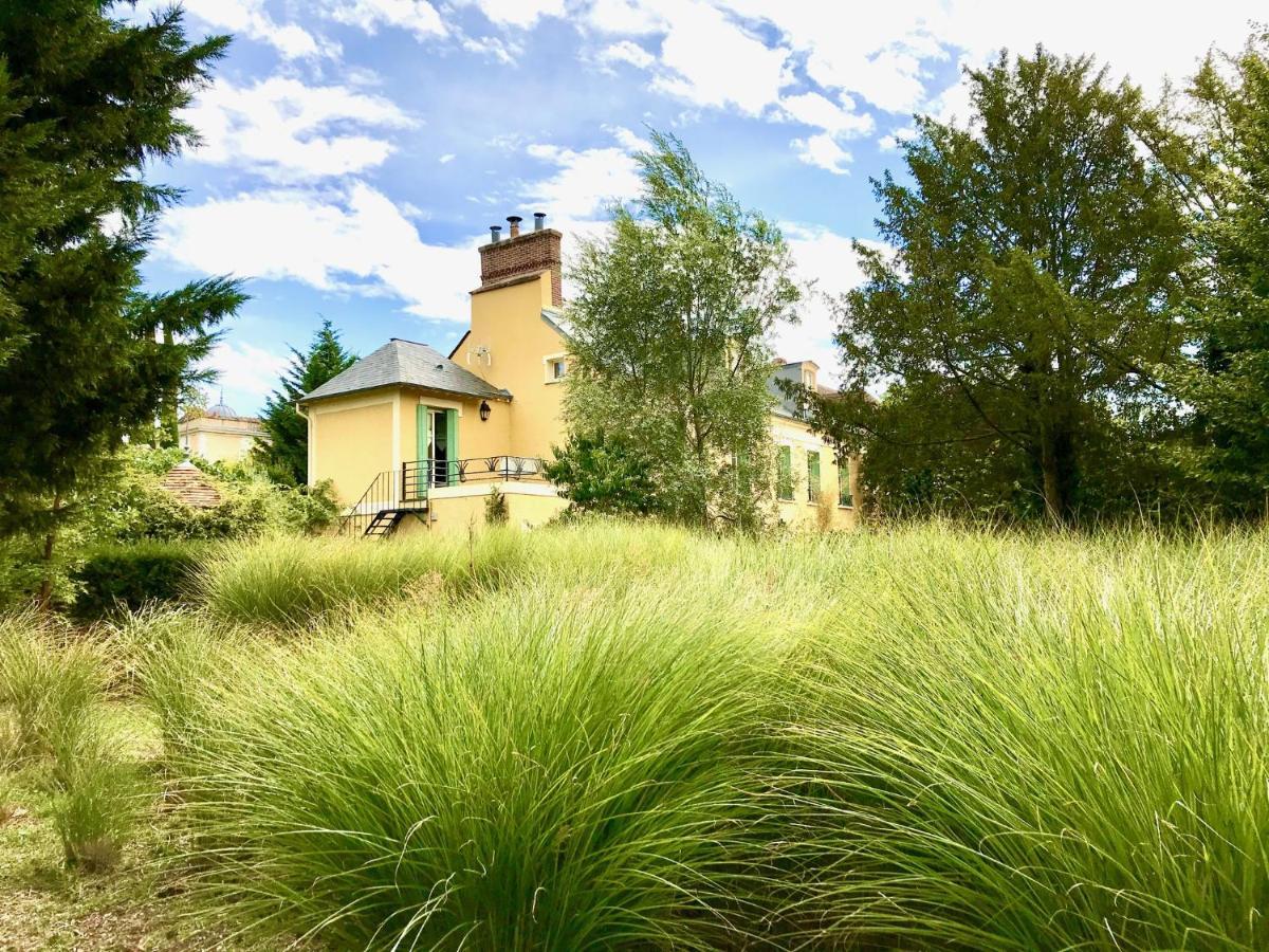 Le Clos De Villeroy Mennecy Exterior photo